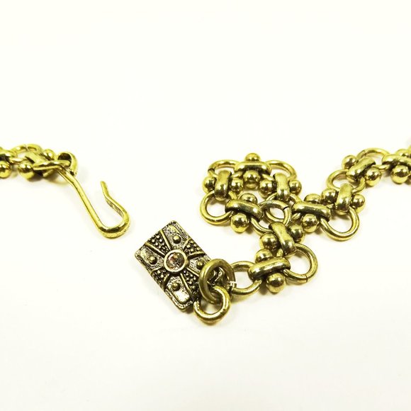 HEIDI DAUS Exquisite Elegance Light Pink Crystal Necklace & Earrings Set - Picture 5 of 12